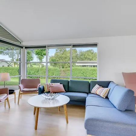 With Hot Tub Xiv 別荘 ボルコップ